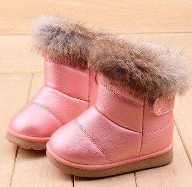 Snow boots