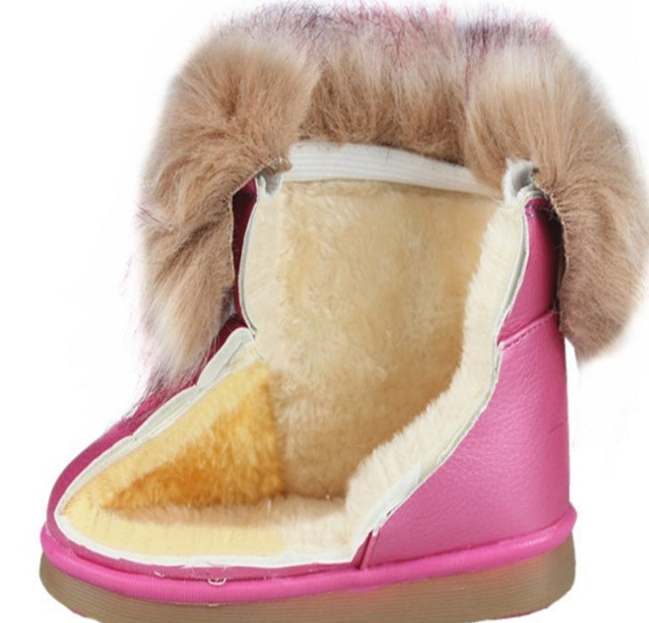 Snow boots