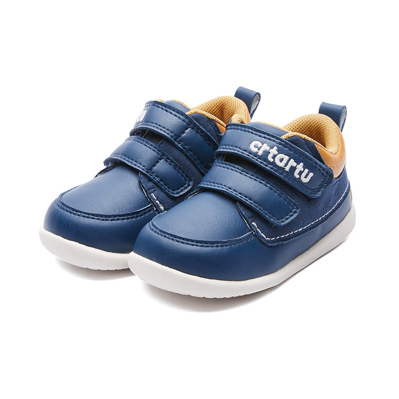 Breathable toddler shoes