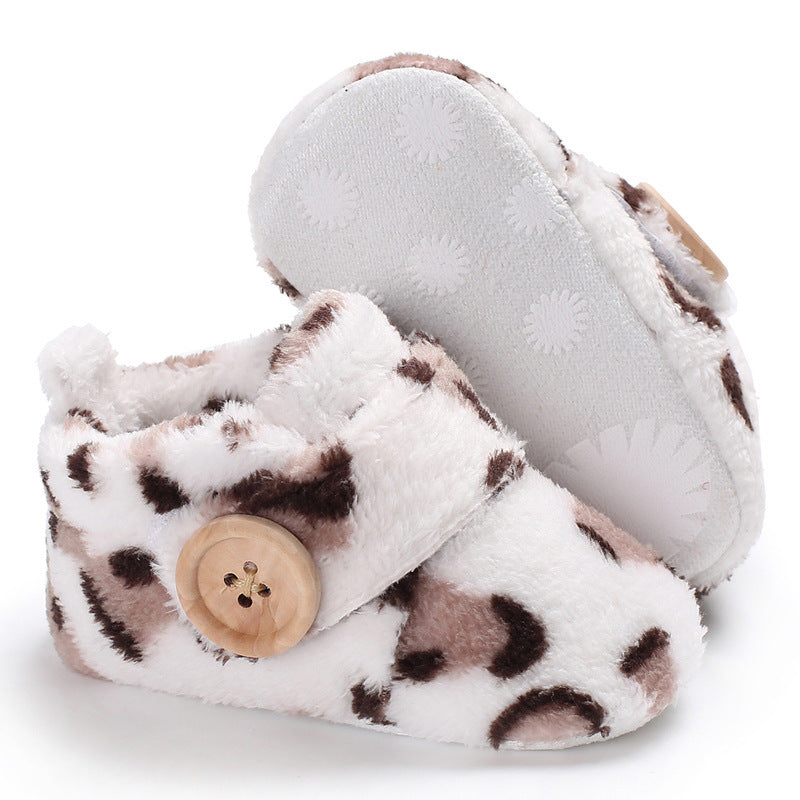 Velcro soled shoes