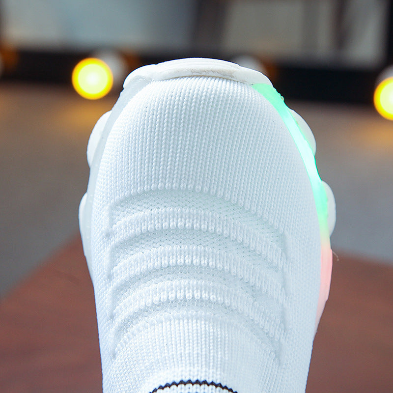 Flying woven sneakers